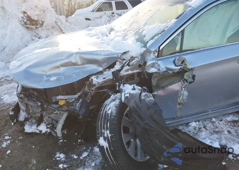 2015 Subaru Legacy 2.5I Premium z USA, uszkodzony, nr VIN 4S3BNAC63F3019021